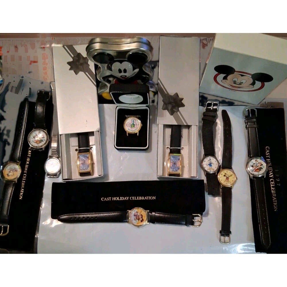 Disney Cast Member Holiday Watch Lot Vintage Mickey Minnie Celebration Box Tin